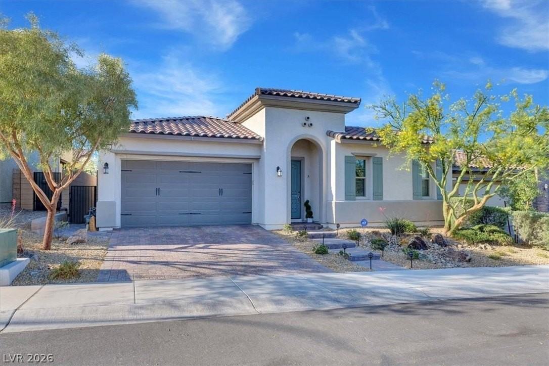 9936 Wildhorse Canyon Ave - Photo 2 of 46