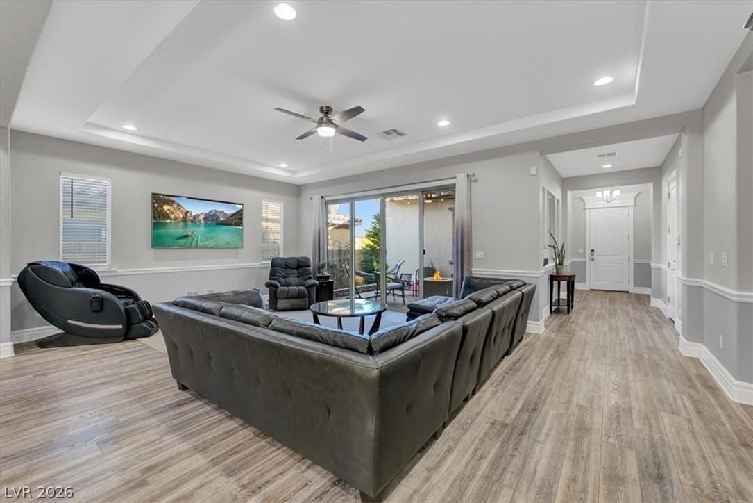 9936 Wildhorse Canyon Ave - Photo 5 of 46