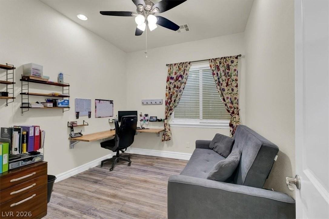 9936 Wildhorse Canyon Ave - Photo 7 of 46