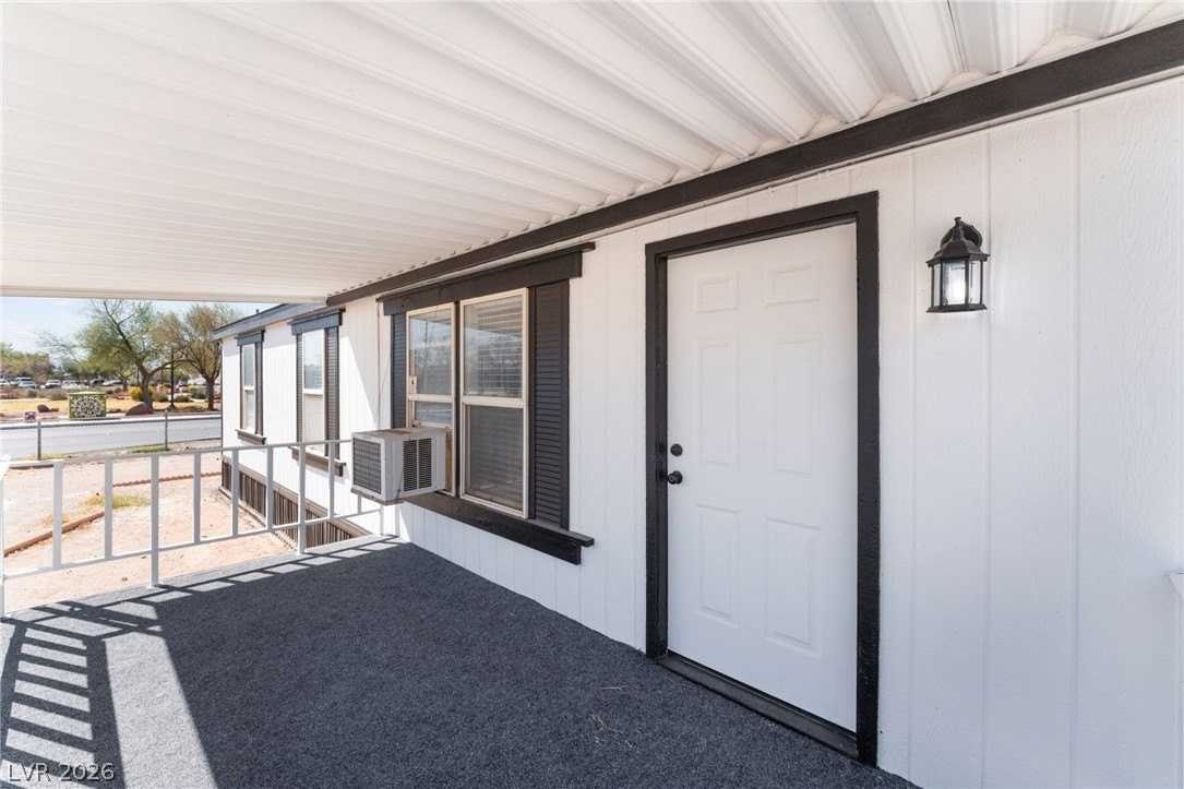 5808 Judson Ave - Photo 2 of 34