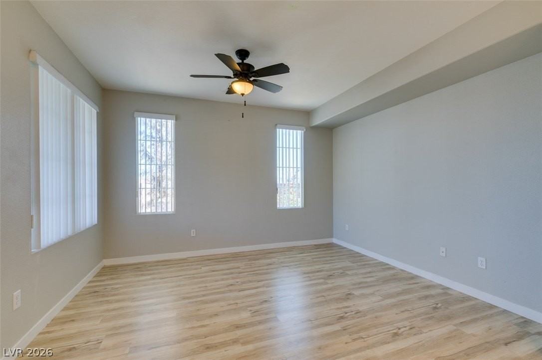 8607 Rowland Bluff Ave - Photo 5 of 46