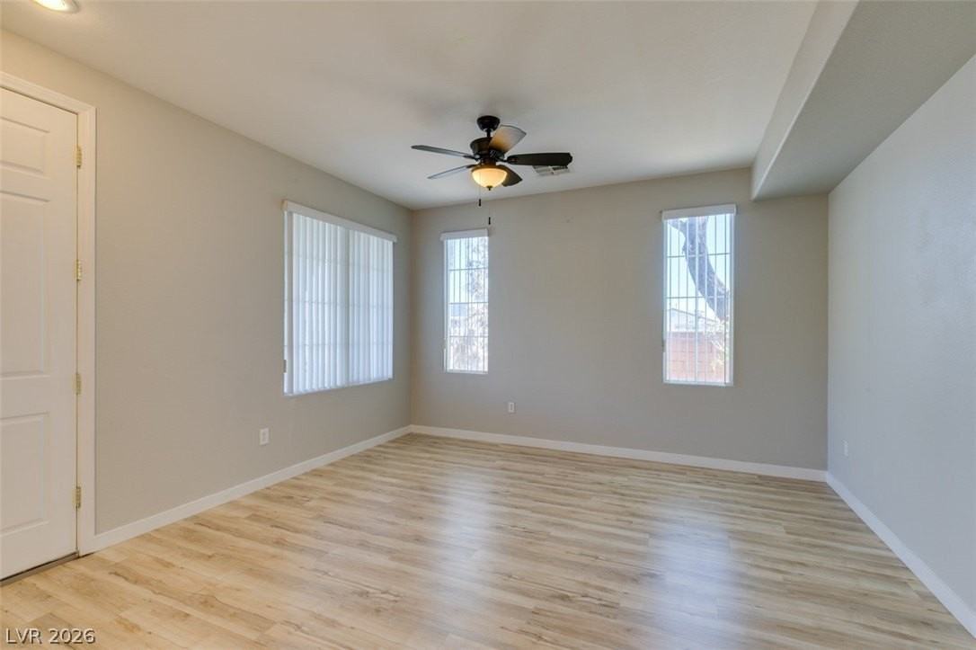 8607 Rowland Bluff Ave - Photo 7 of 46