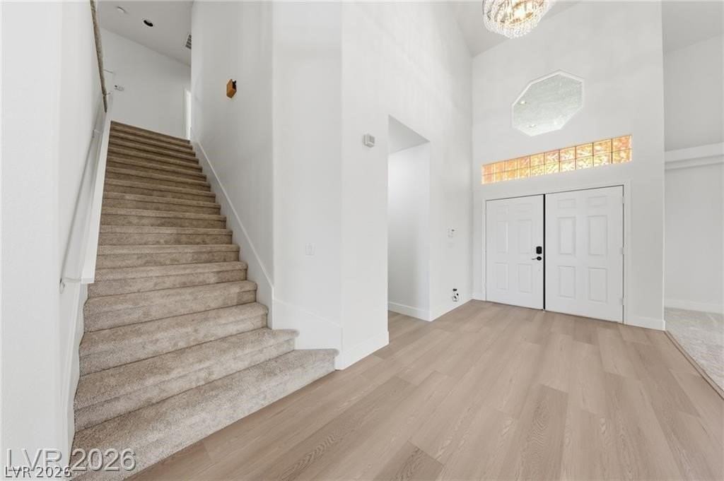 5424 Castle Vista Ct - Photo 2 of 18