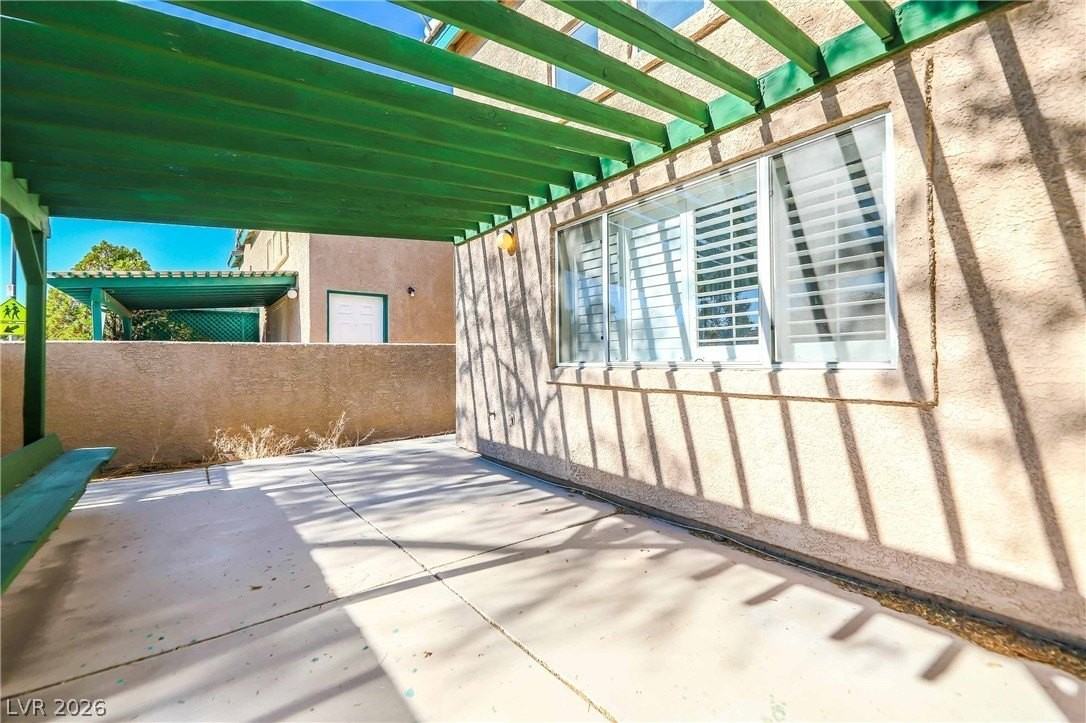 5779 Ritter Ln - Photo 6 of 37