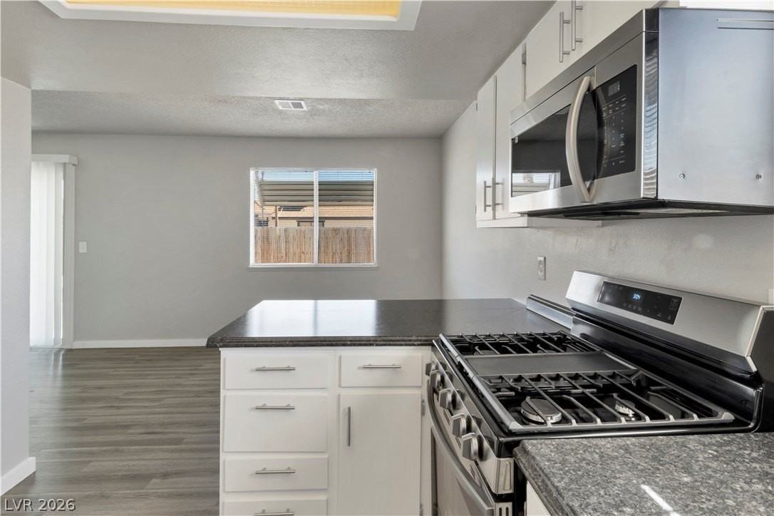 4868 Primavera St - Photo 7 of 14