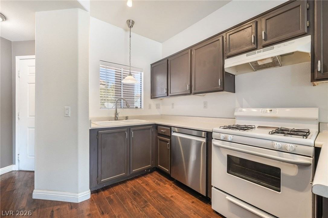 1050 E Cactus Ave #2034 - Photo 6 of 21