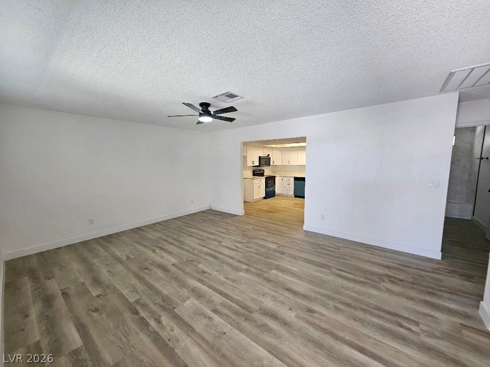 1083 E Calvada Blvd #B - Photo 6 of 16