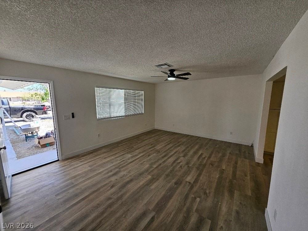 1083 E Calvada Blvd #B - Photo 7 of 16