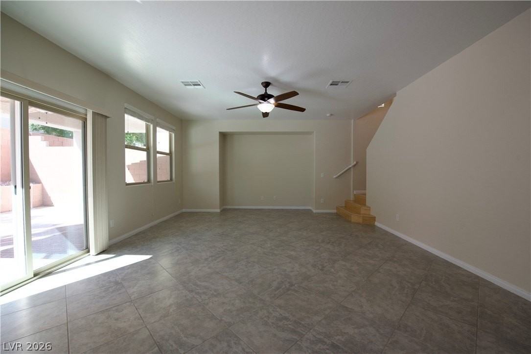 371 Woodland Moss Rd - Photo 3 of 45