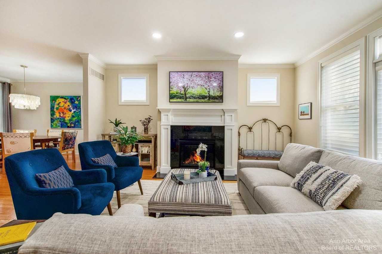 203 W Summit St - Photo 7 of 31