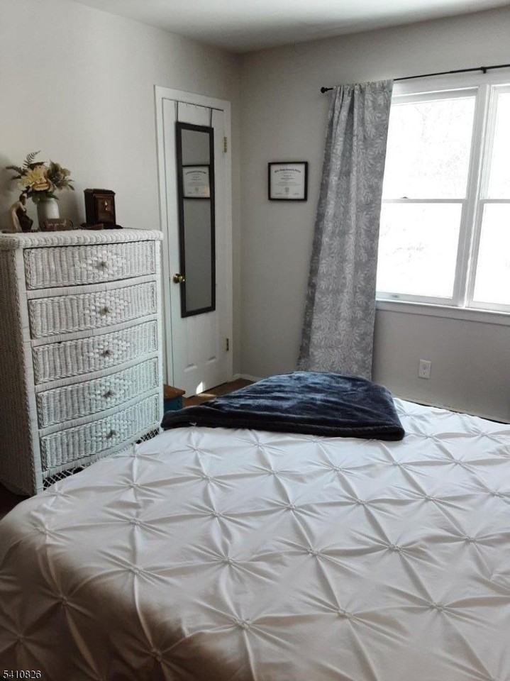 309 Mountain Lake Rd - Photo 4 of 9