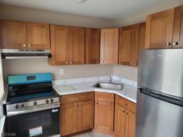 featured image of 37 E Main St #8