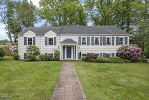 featured image of 4 Jensen Ct