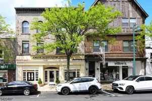 featured image of 431 Springfield Ave #6