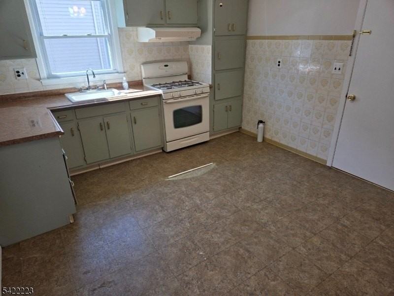 46 N 8th St #1 - Photo 6 of 8