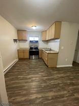 162 Main St #E - Photo 1 of 1