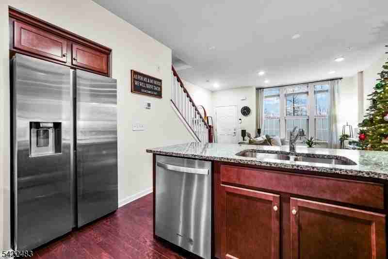 101 Robeson St - Photo 6 of 20