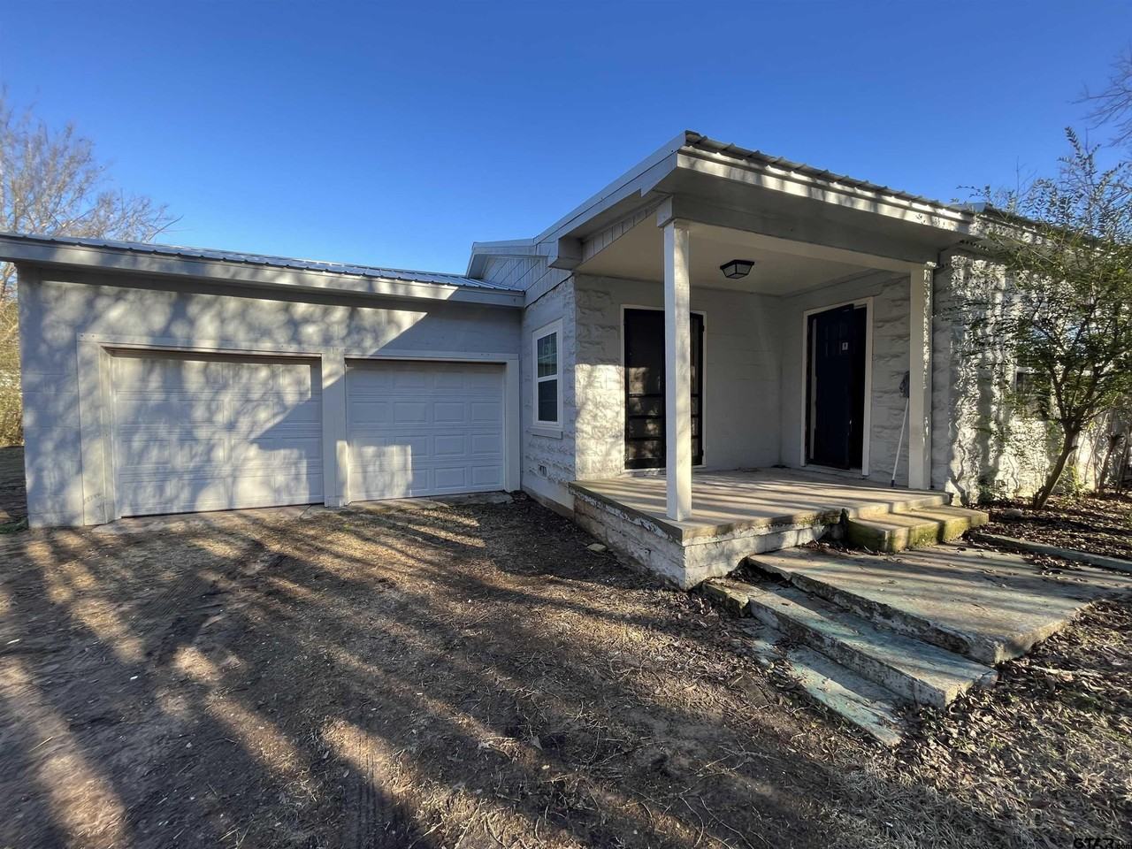 108 N Church St - Photo 2 of 25