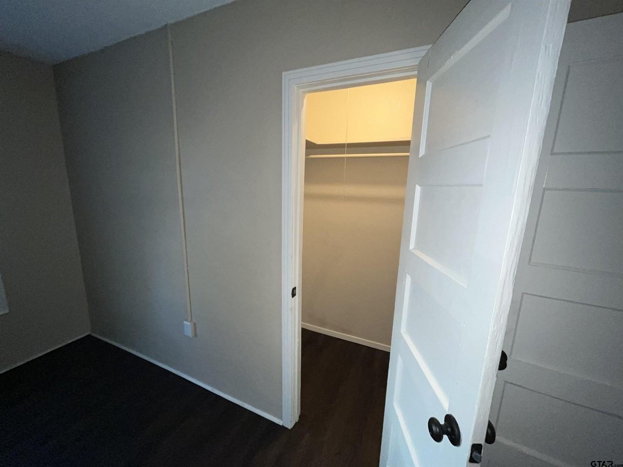 108 N Church St - Photo 7 of 25