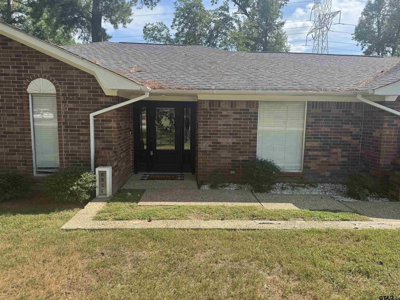 8856 Pleasant Hill Cir - Photo 3 of 21