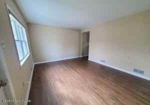 33 Park St - Photo 2 of 14