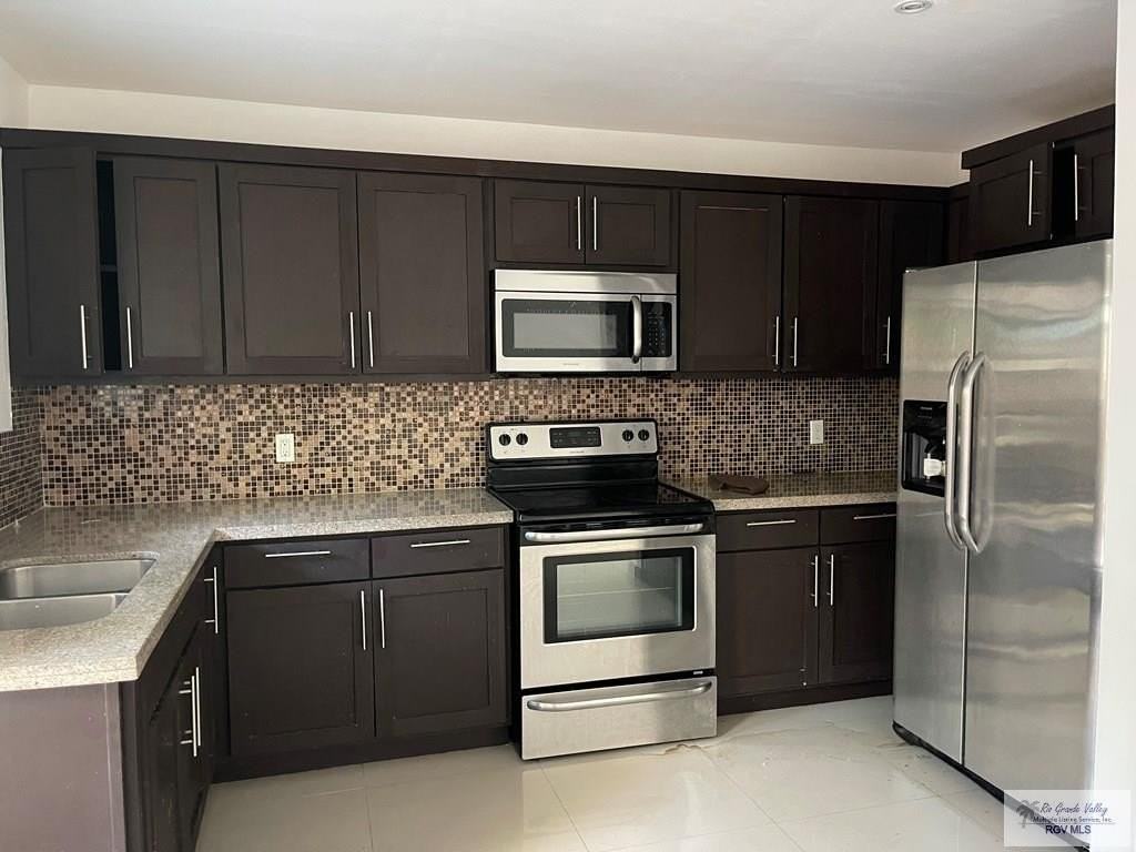 2550 Weslaco Rd Apt L1 - Photo 6 of 12