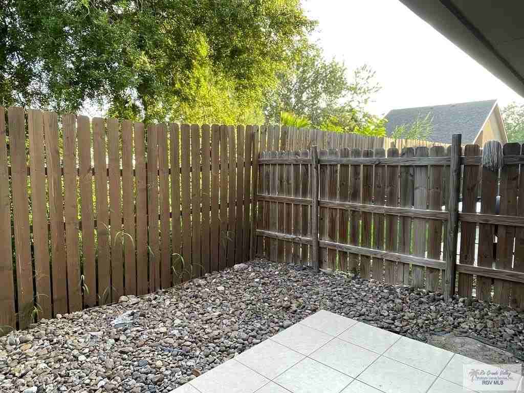 2550 Weslaco Rd Apt L1 - Photo 7 of 12