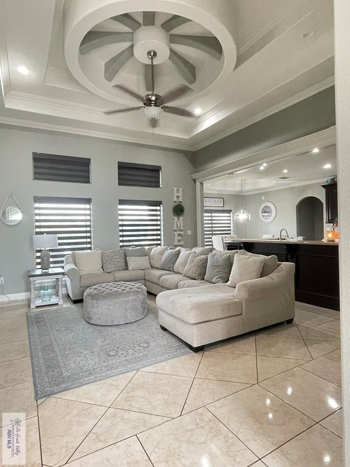 128 Alvarez Ct - Photo 3 of 16