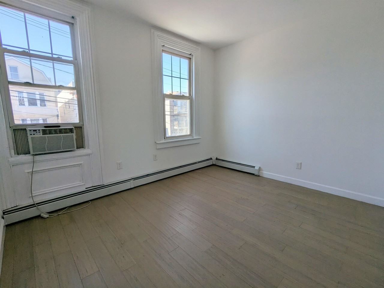 112 Hague St #2 - Photo 5 of 14