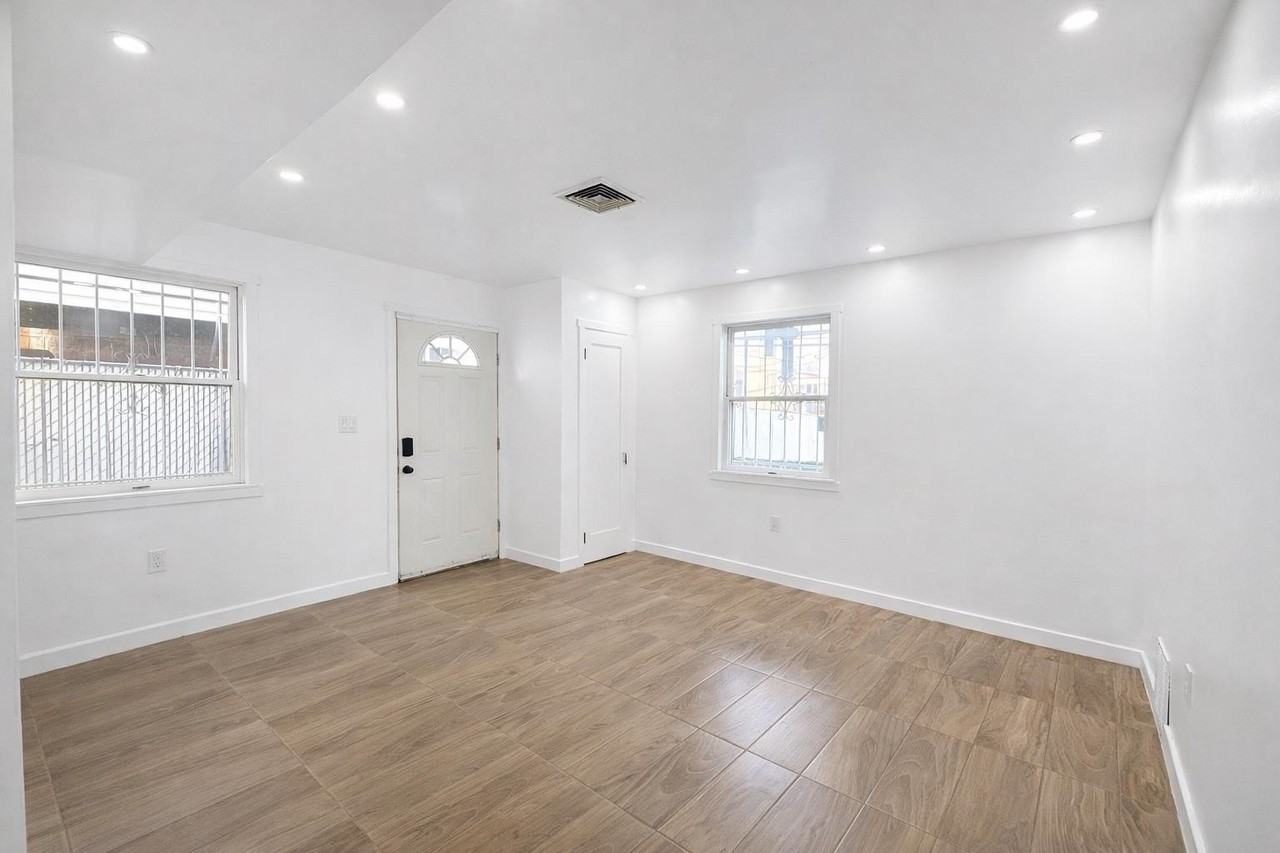 87 Merseles St #1 - Photo 7 of 20