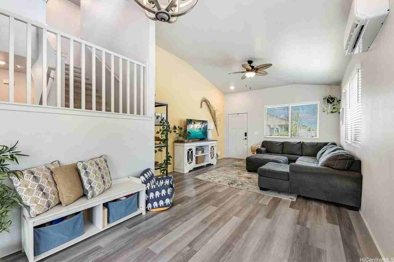 91-1639 Ulaula Loop - Photo 4 of 24