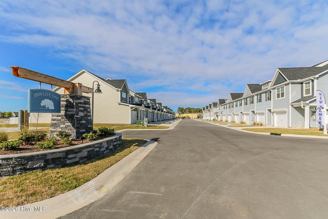 247 Cline Way unit: 113 - Photo 4 of 33