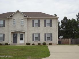 205 S Pointe Dr #B - Photo 1 of 1