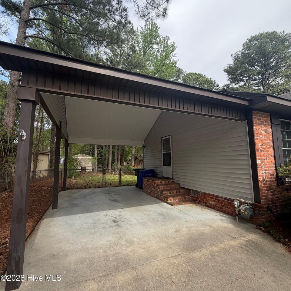 3208 Ellsworth Dr - Photo 2 of 20