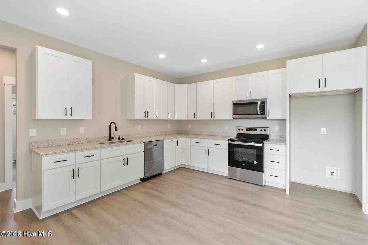 949 Lower County St Sw - Photo 6 of 19