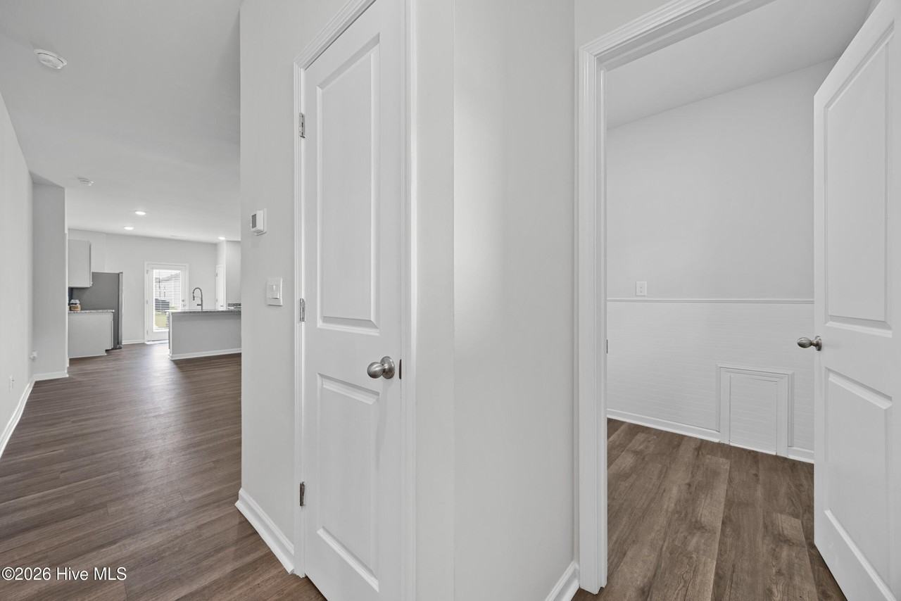 11 N Farmhouse Dr Lot 2015 - Photo 6 of 33