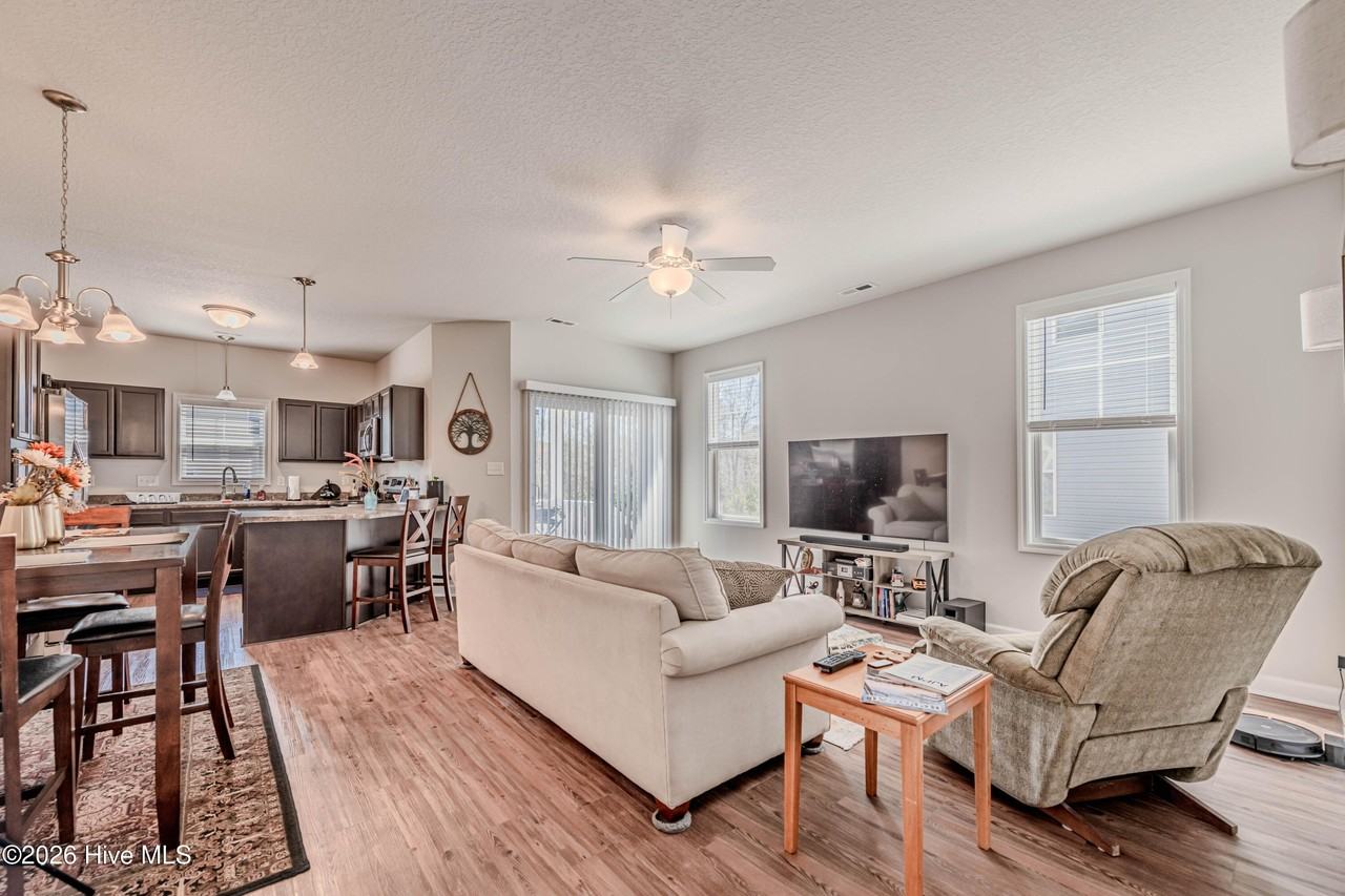 403 Blockade Shoal Ln - Photo 7 of 50