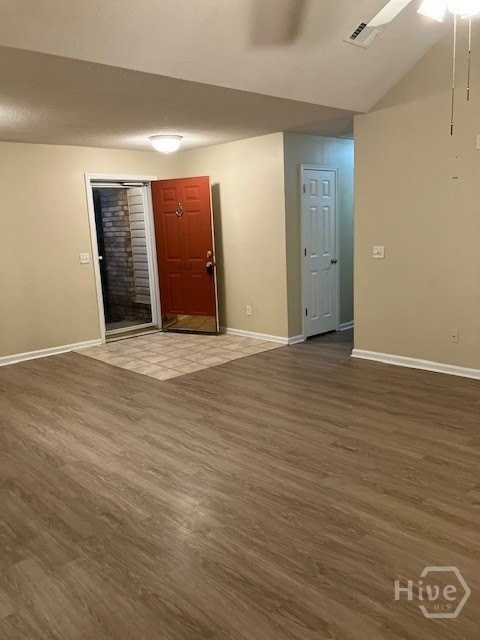 262 Laurel Hill Cir - Photo 2 of 31