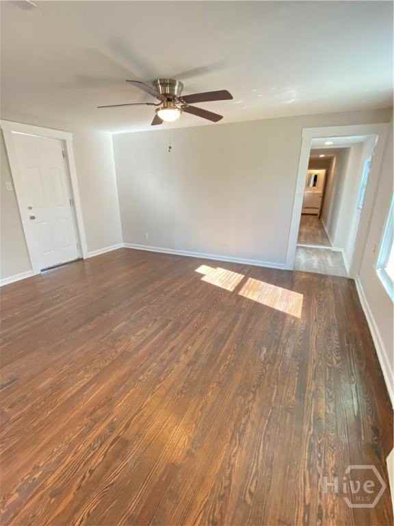 1611 E Henry St Unit 1/2 - Photo 2 of 11