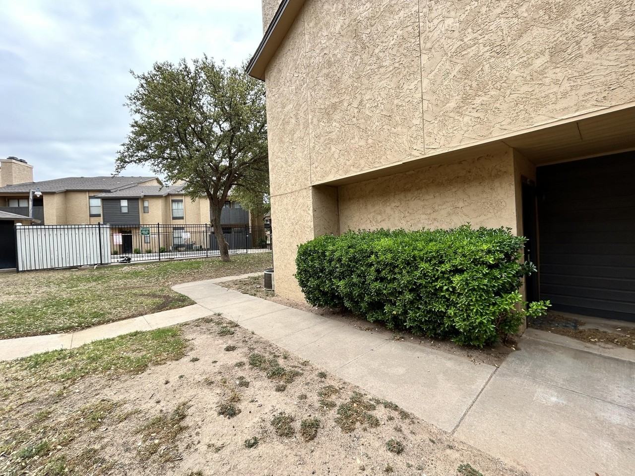 8601 Memphis Dr Unit A8