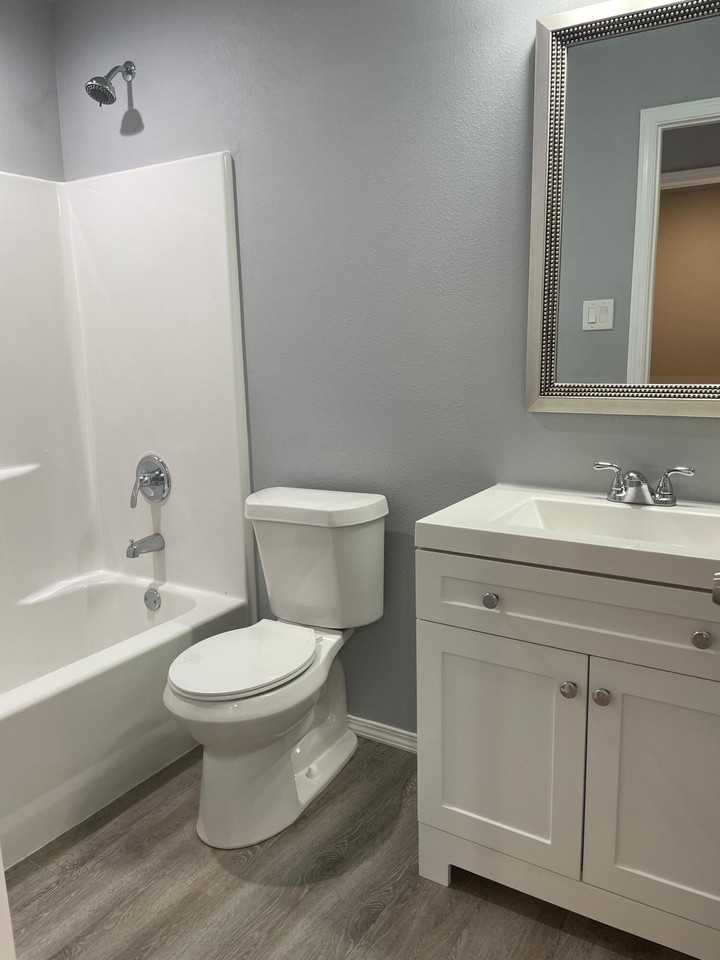 1303 N Colton Ave Unit B - Photo 4 of 9