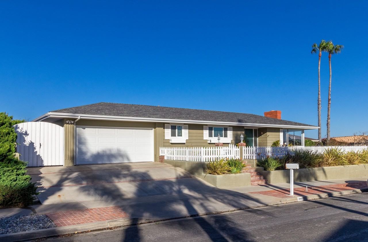 1442 Calle Altura - Photo 3 of 25