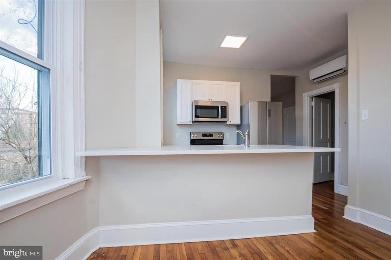 1608 N Broom St - Photo 6 of 12