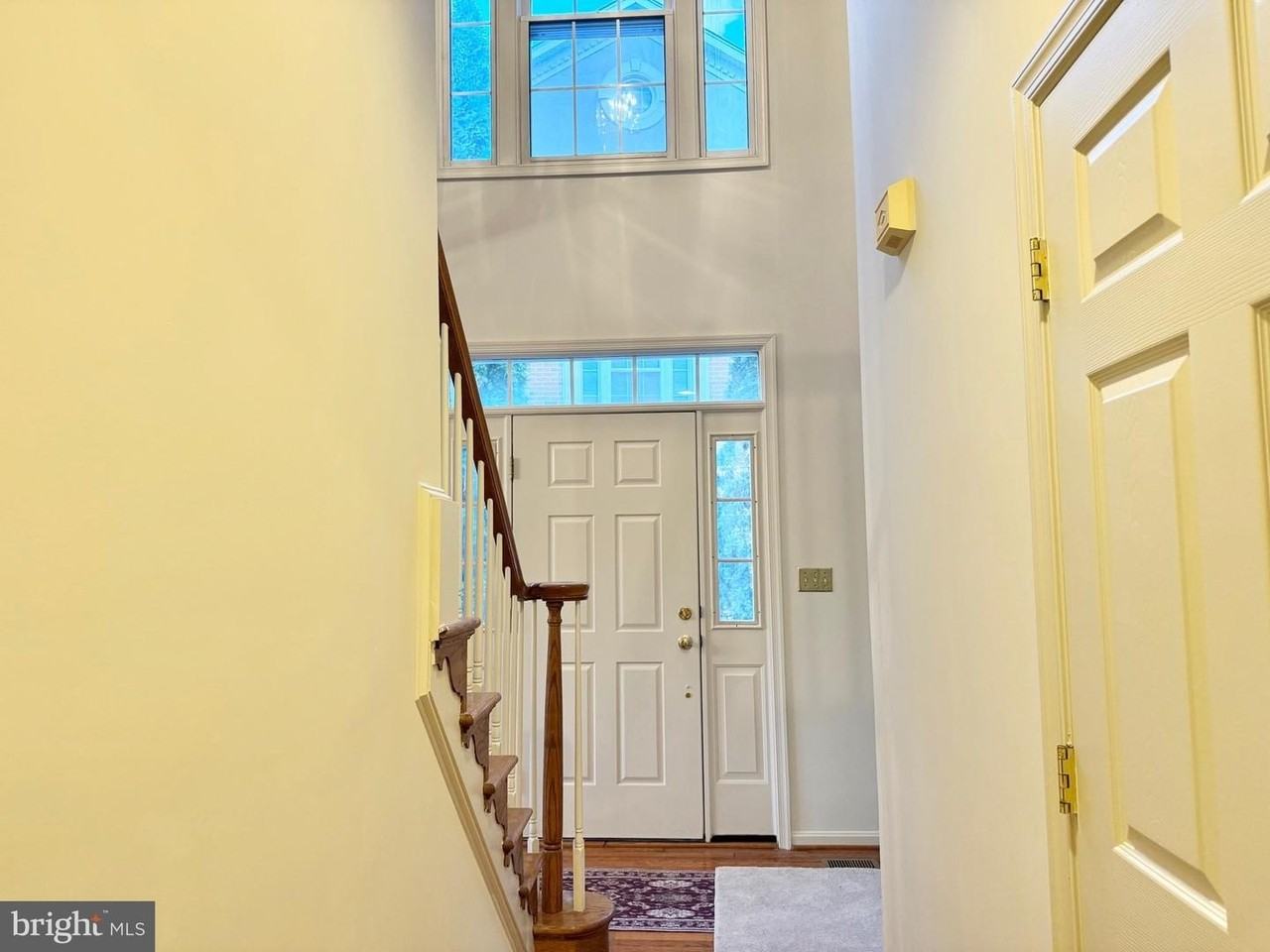 552 Winding Rose Dr - Photo 3 of 25