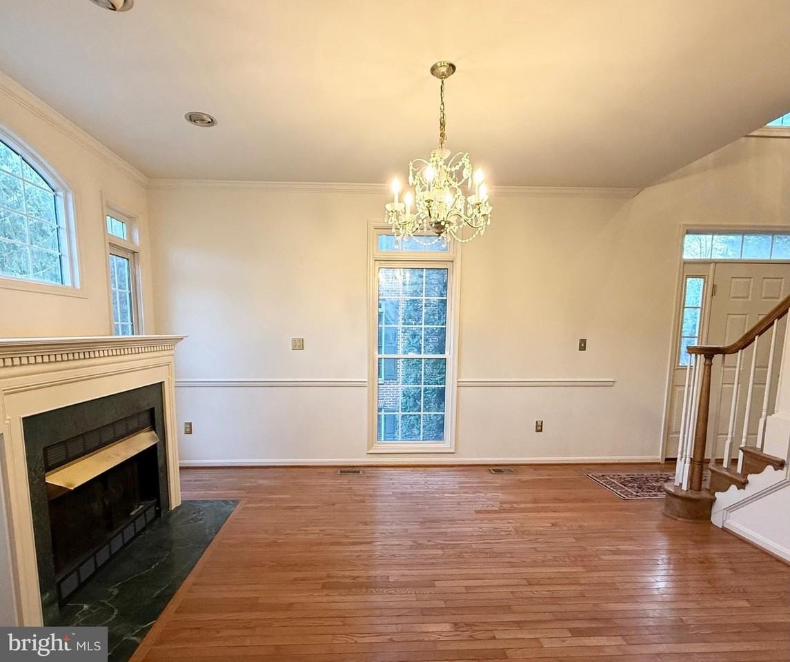 552 Winding Rose Dr - Photo 6 of 25