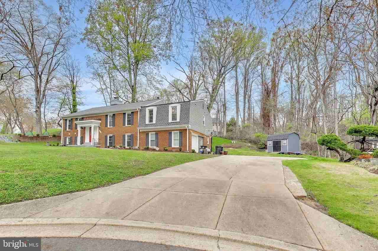 11818 Fairgreen Ln - Photo 5 of 50