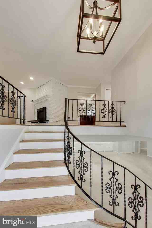 11818 Fairgreen Ln - Photo 6 of 50