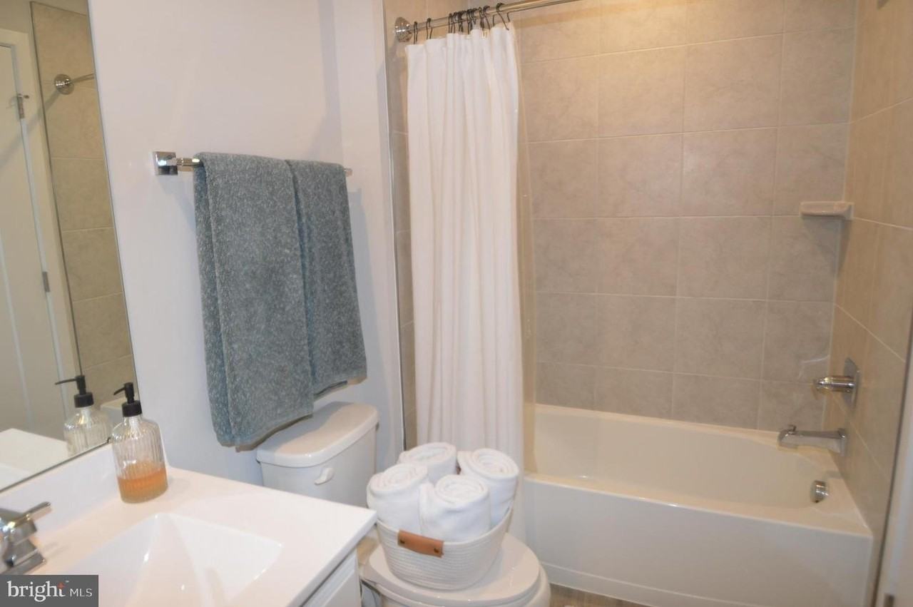 13943 Airfoil Rd - Photo 5 of 31