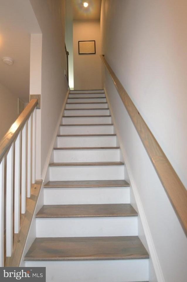 13943 Airfoil Rd - Photo 6 of 31