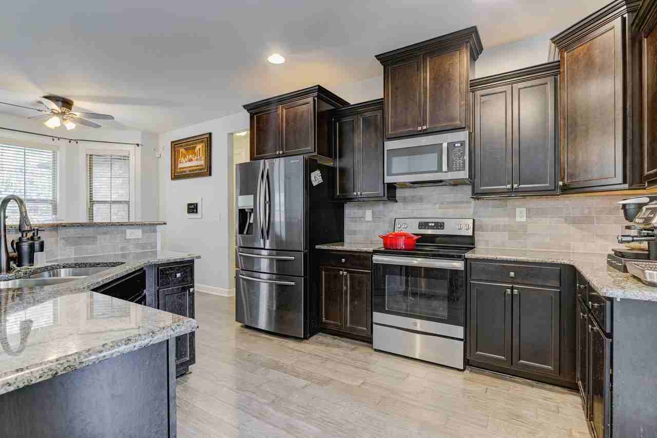 8764 Brunswick Forest Dr - Photo 6 of 26